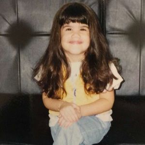 Meet your Posher, Adriana